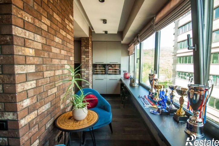 5-комн квартира улица Горького, 74/1,  д. 74/1