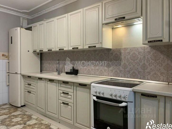 3-комн квартира улица Космонавта Поповича, 40А,  д. 40А