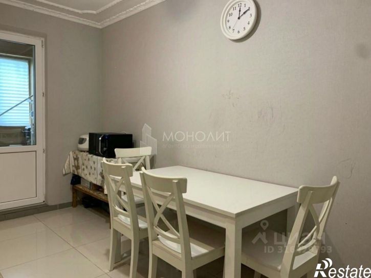 3-комн квартира улица Космонавта Поповича, 40А,  д. 40А