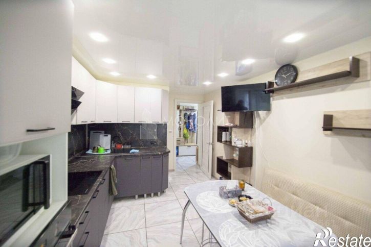 2-комн квартира улица Горького, 14Б,  д. 14Б