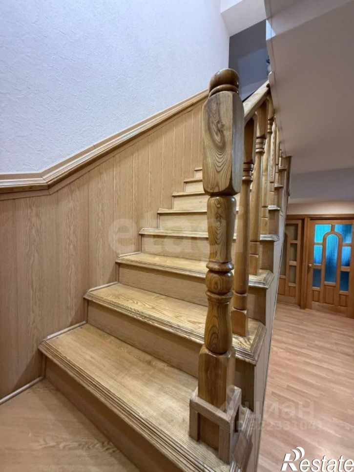 4-комн квартира улица Горького, 50А,  д. 50А