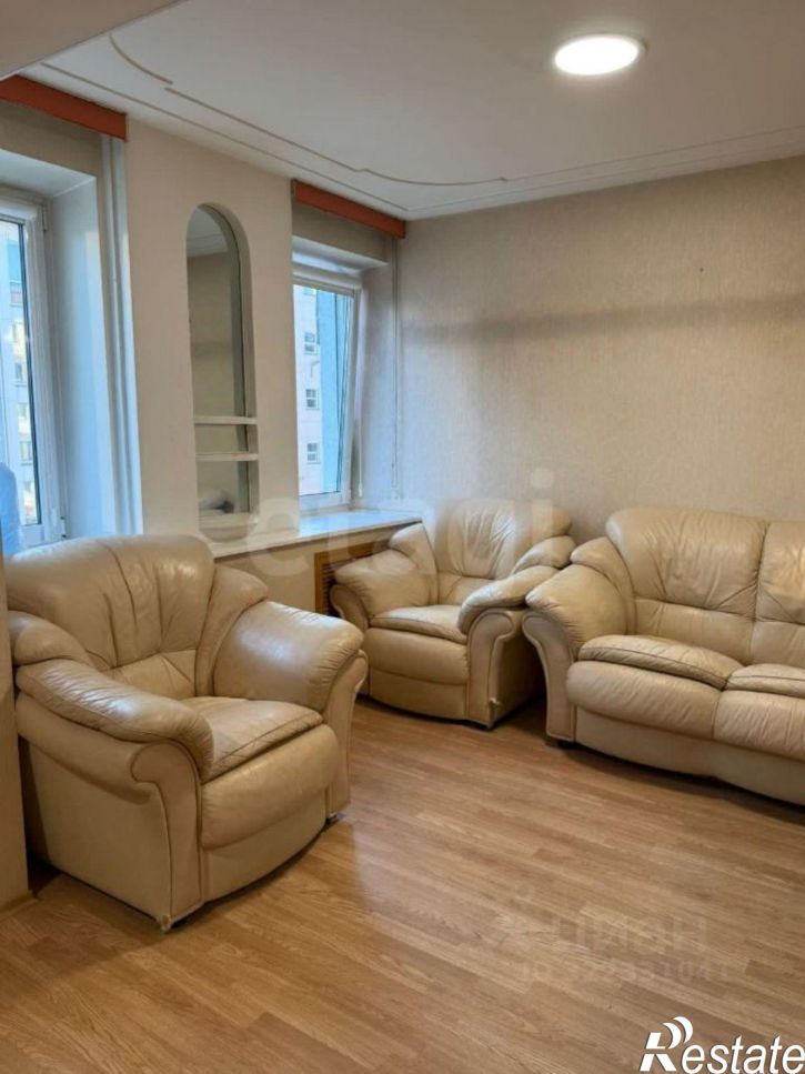 4-комн квартира улица Горького, 50А,  д. 50А