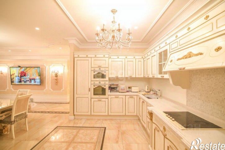 4-комн квартира ул Имени Антона Буюклы, 4А,  д. 4А