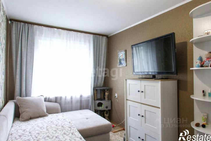 3-комн квартира улица Космонавта Поповича, 108,  д. 108