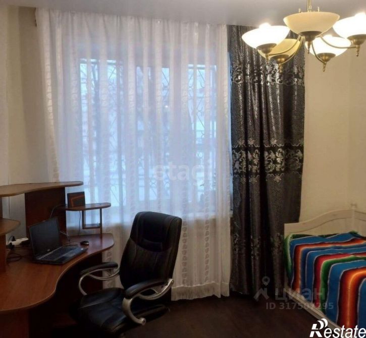 3-комн квартира Физкультурная улица, 130,  д. 130