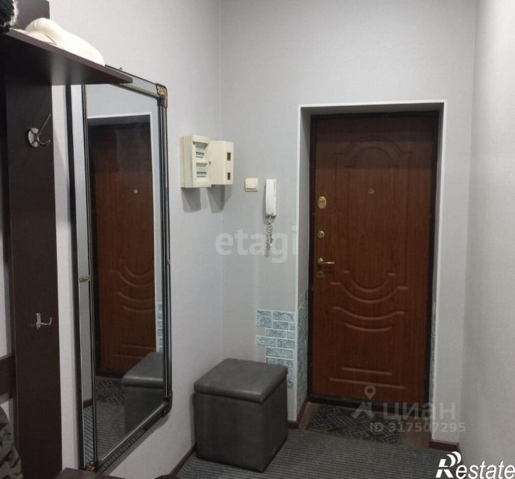 3-комн квартира Физкультурная улица, 130,  д. 130