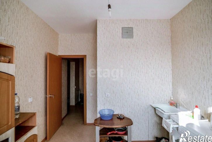 3-комн квартира ул имени Космонавта Поповича, 18,  д. 18