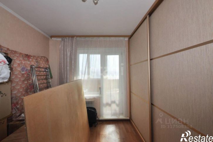 4-комн квартира улица Емельянова, 3,  д. 3