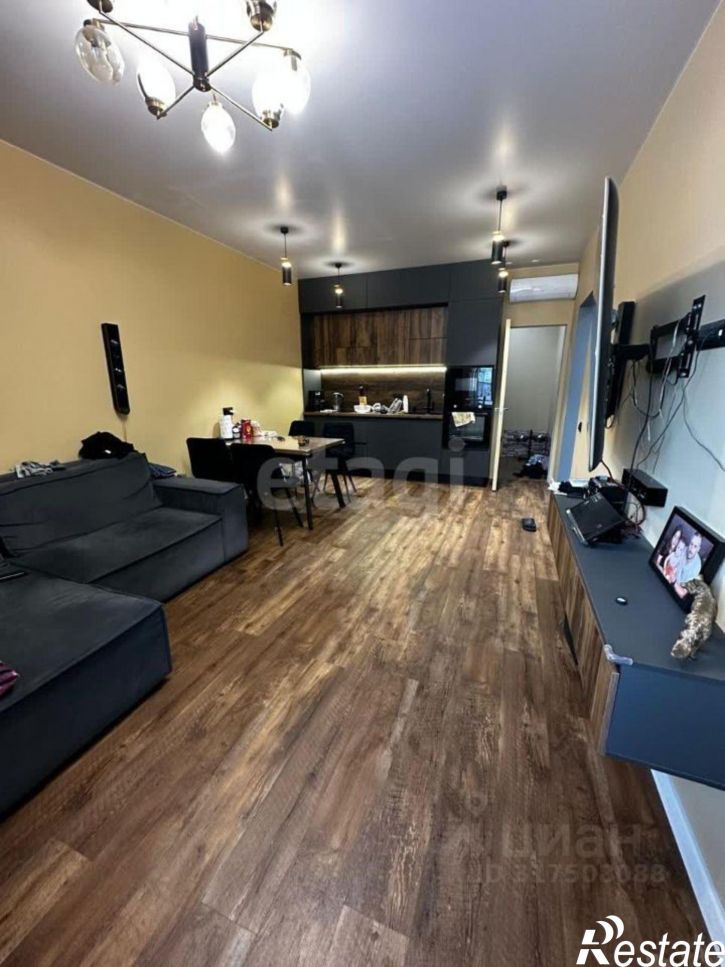 2-комн квартира ул имени Николая Григорьевича Смирнова, 9,  д. 9