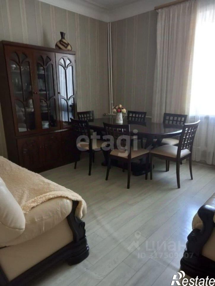 2-комн квартира пр-кт Победы, 100,  д. 100