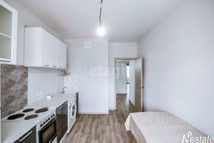 2-комн квартира ул имени Николая Григорьевича Смирнова, 9,  д. 9