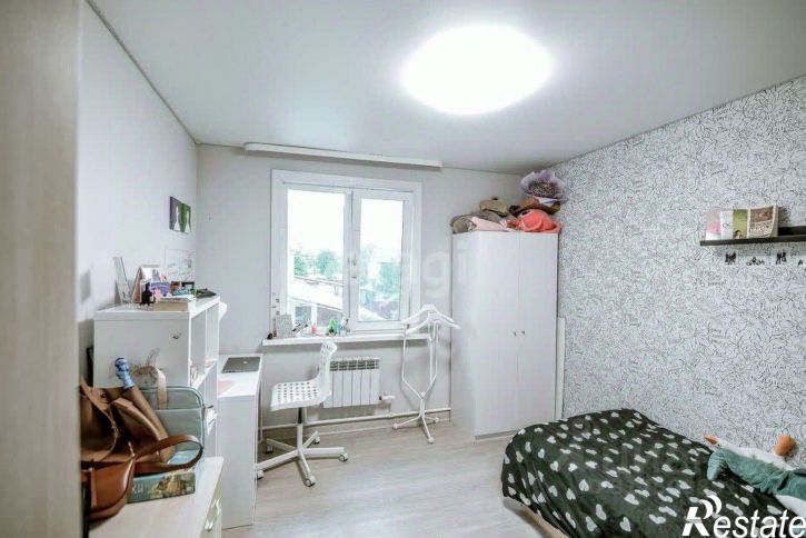 4-комн квартира Школьный пер, 28,  д. 28