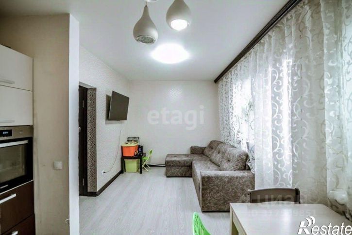 4-комн квартира Школьный пер, 28,  д. 28