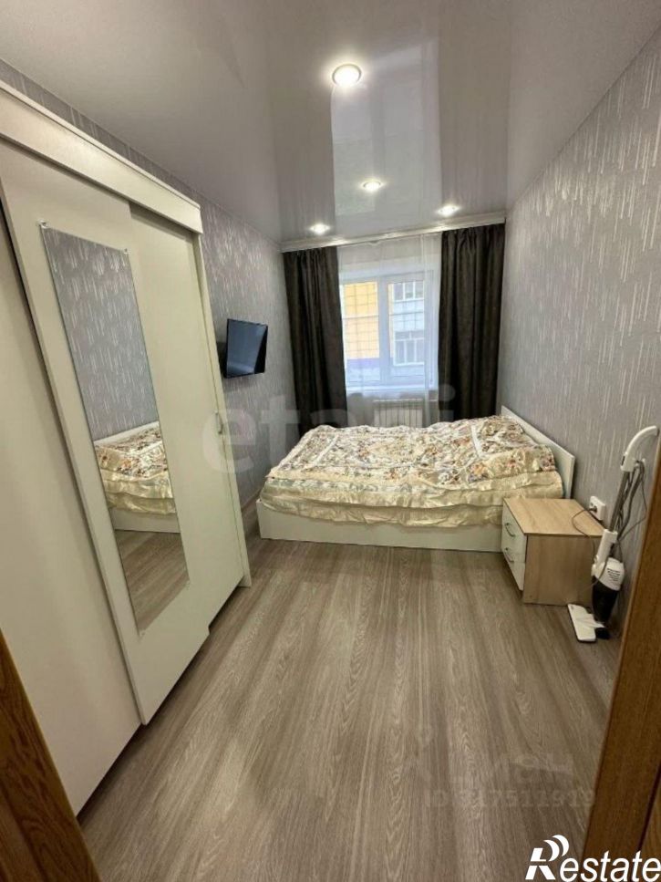 2-комн квартира Курильская улица, 52,  д. 52