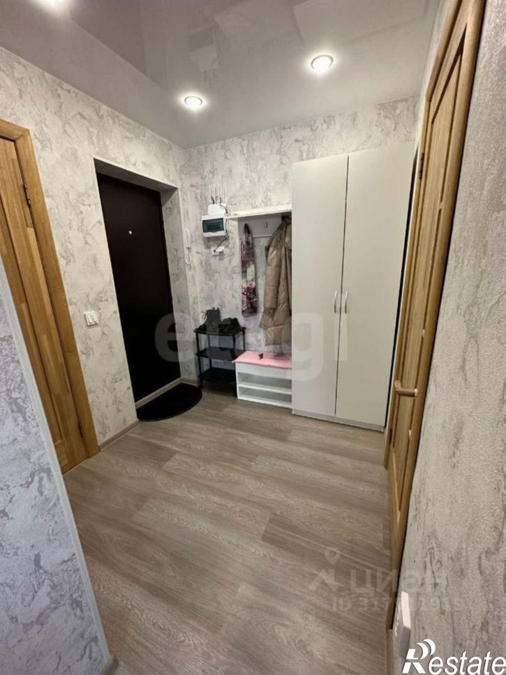 2-комн квартира Курильская улица, 52,  д. 52