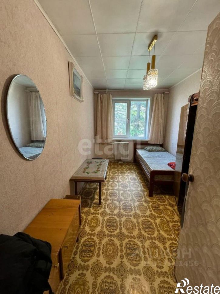 4-комн квартира ул Тихоокеанская, 28,  д. 28