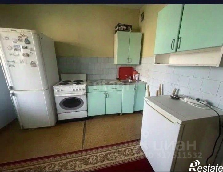 4-комн квартира ул Емельянова А.О., 33,  д. 33