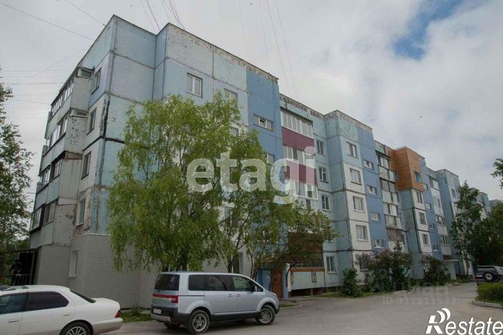 4-комн квартира ул Емельянова А.О., 33,  д. 33