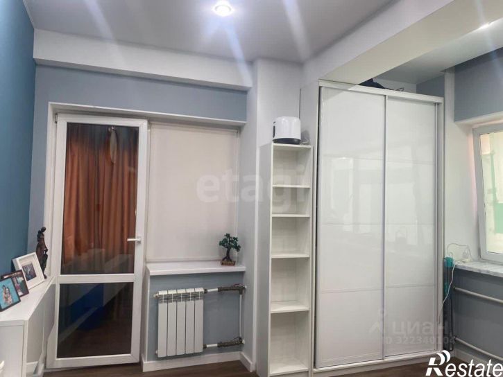 2-комн квартира улица Емельянова, 11А,  д. 11А