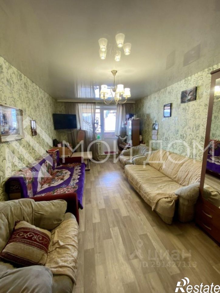 3-комн квартира улица Комарова, 27,  д. 27