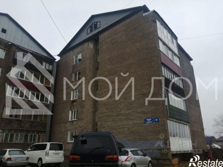 3-комн квартира улица Комарова, 27,  д. 27