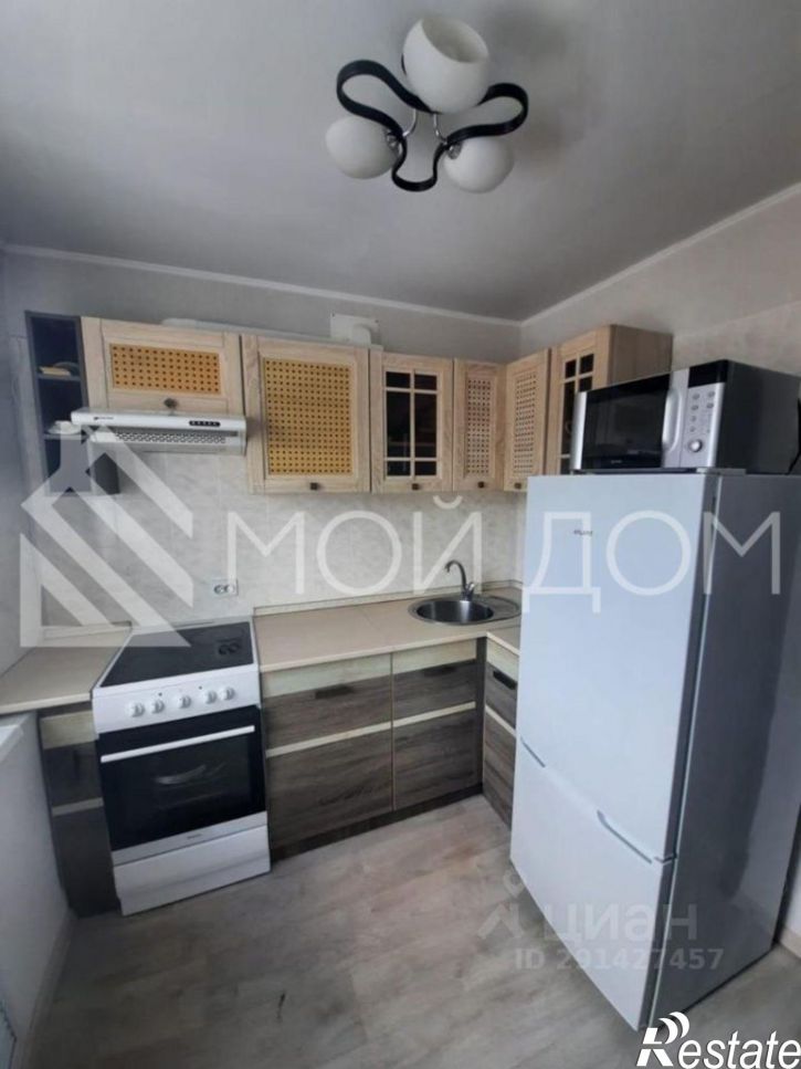 2-комн квартира улица Космонавта Поповича, 44,  д. 44