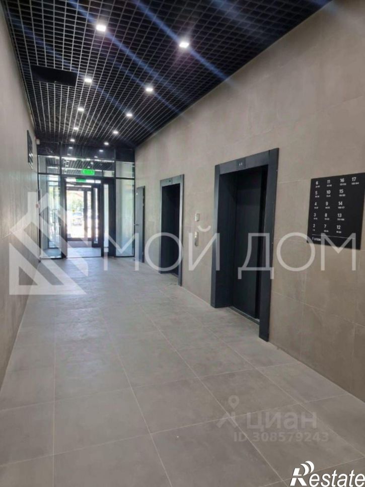 2-комн квартира улица имени Владимира Жириновского, 1,  д. 1