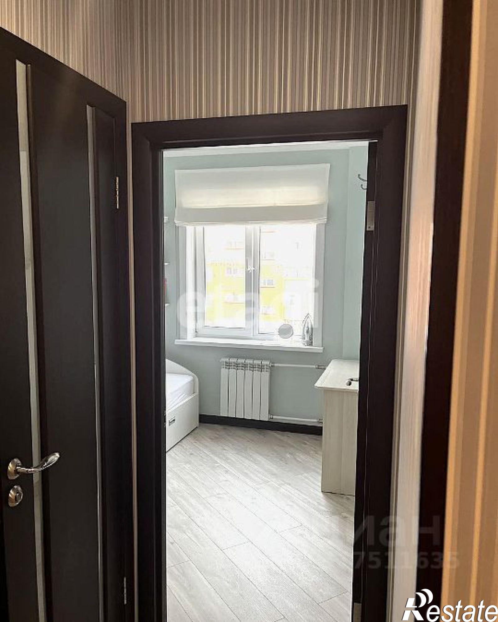 Купить квартиру за 15 000 000 рублей на улица Емельянова, 5