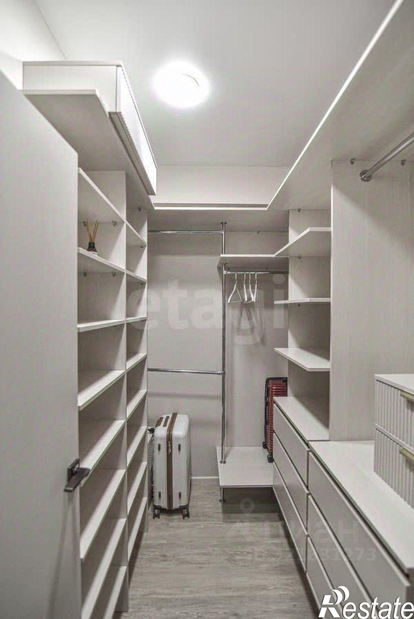 Купить квартиру за 27 000 000 рублей на Комсомольская улица, 293А