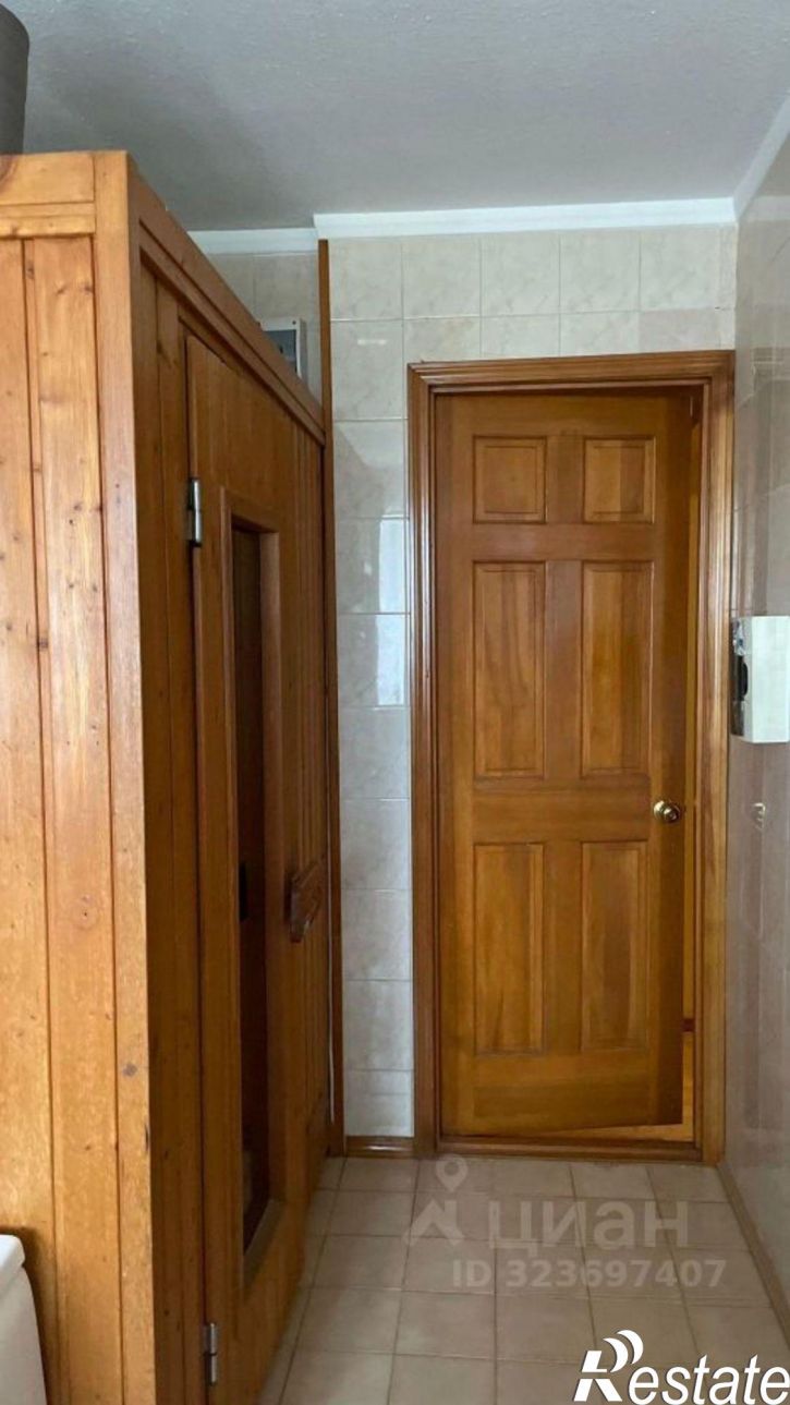 4-комн квартира проспект Победы, 28,  д. 28