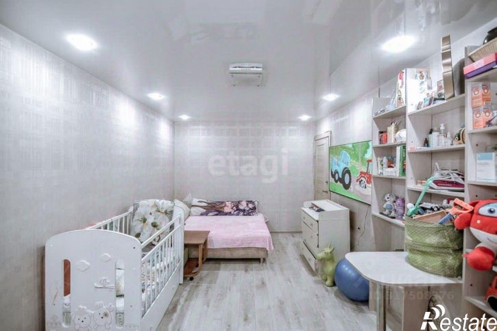 2-комн квартира улица Науки, 1,  д. 1