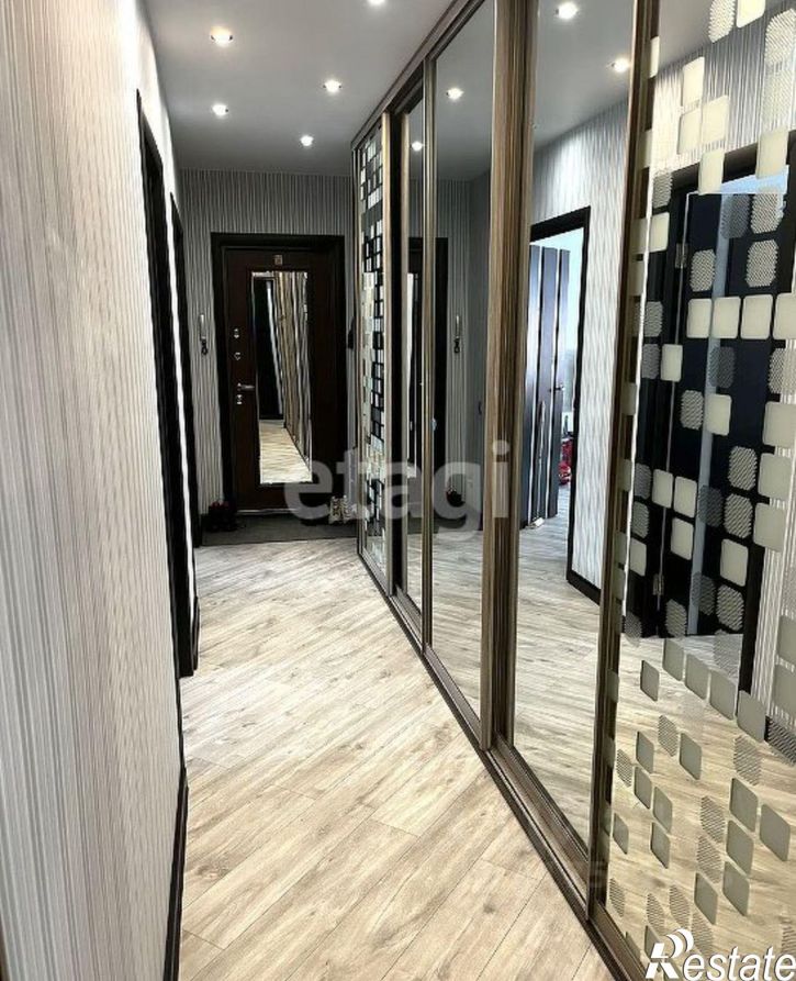 3-комн квартира улица Емельянова, 5,  д. 5