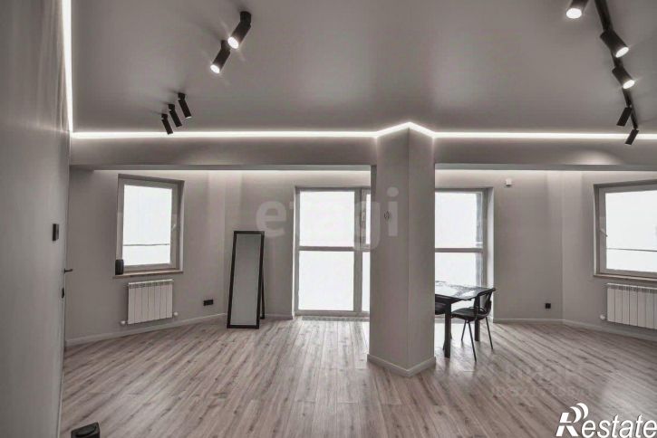 3-комн квартира проспект Победы, 11,  д. 11