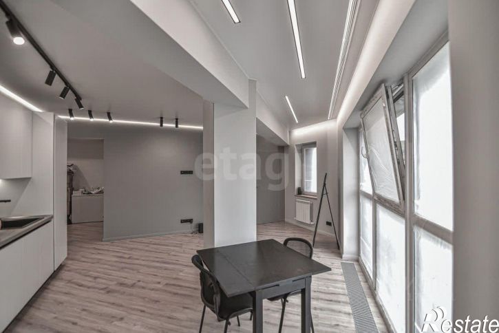 3-комн квартира проспект Победы, 11,  д. 11