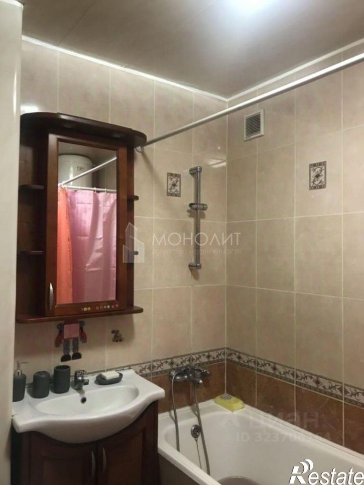 2-комн квартира ул Тихоокеанская, 8,  д. 8