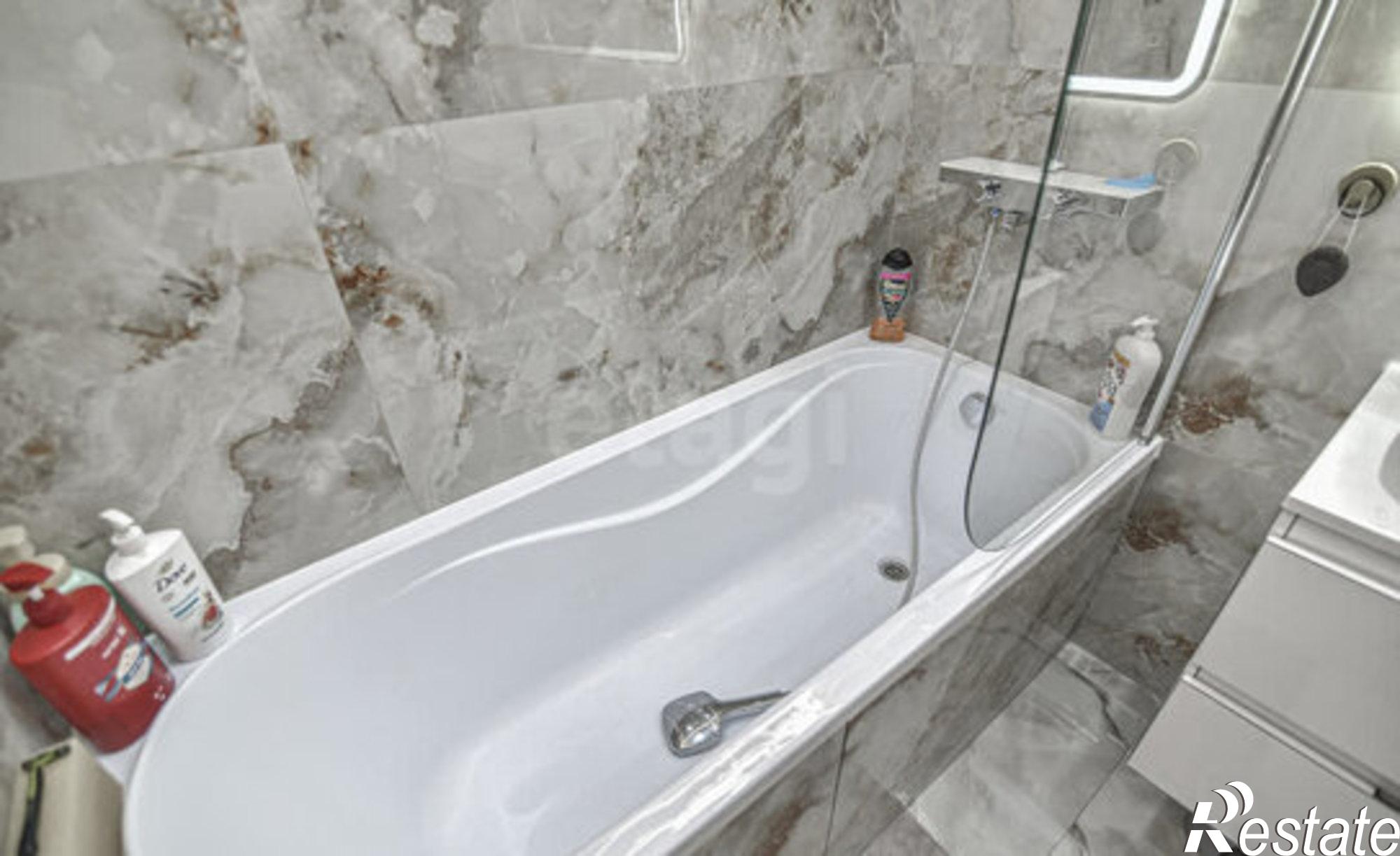 Купить квартиру за 14 500 000 рублей на улица имени Владимира Жириновского, 1 к1