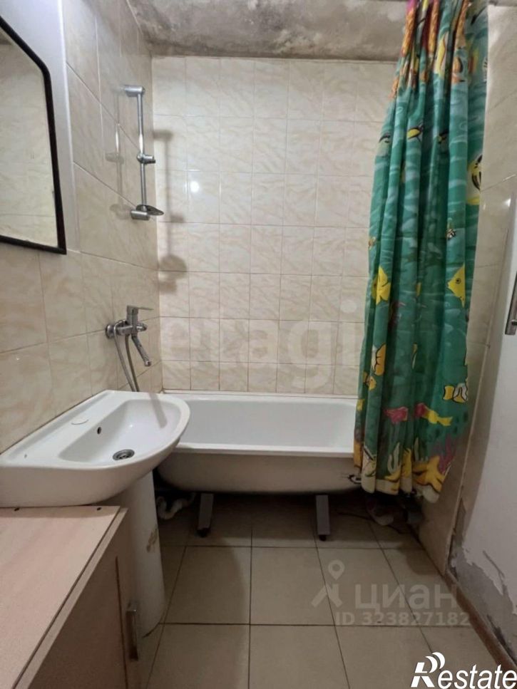 2-комн квартира Южно-Сахалинская улица, 97,  д. 97