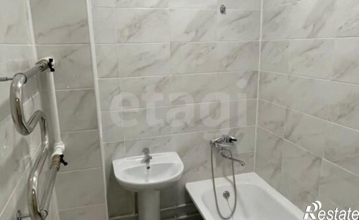 2-комн квартира ул 140-летия города Южно-Сахалинска, 8А,  д. 8А