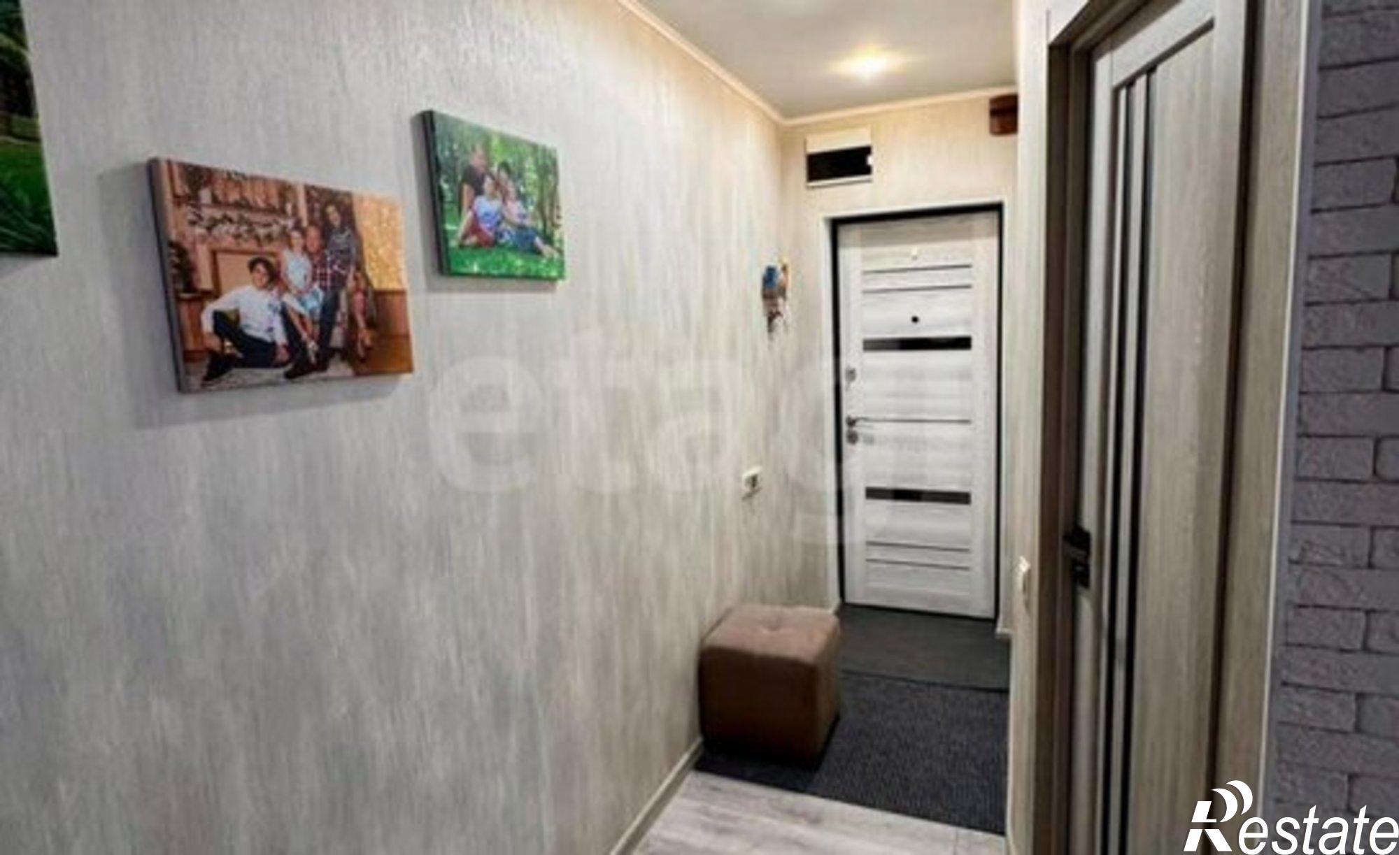 Купить квартиру за 10 800 000 рублей на улица Емельянова, 21