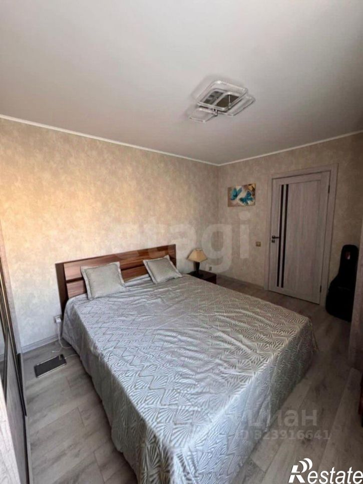 3-комн квартира улица Емельянова, 21,  д. 21