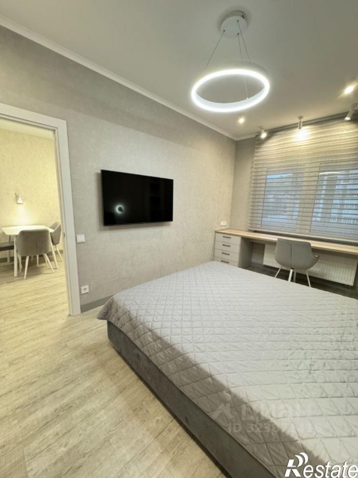 2-комн квартира пр-кт Победы, 11,  д. 11