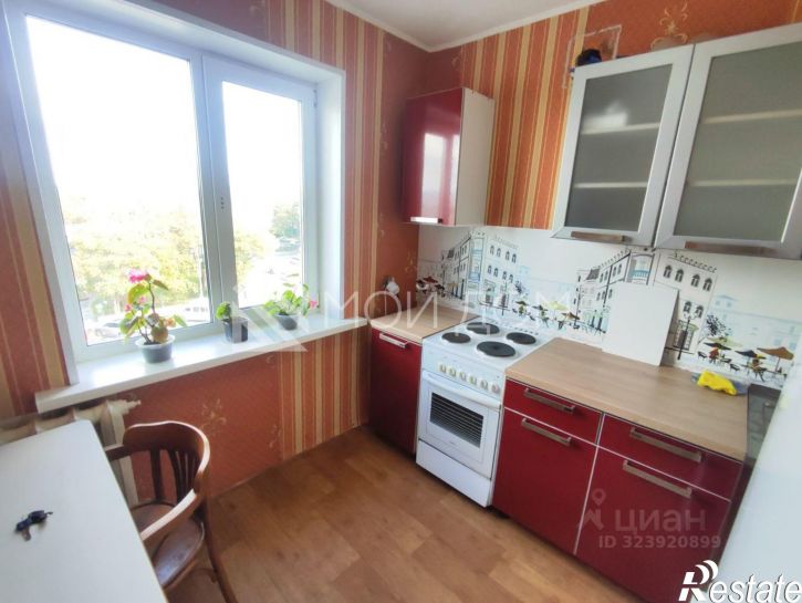 2-комн квартира Сахалинская улица, 61,  д. 61