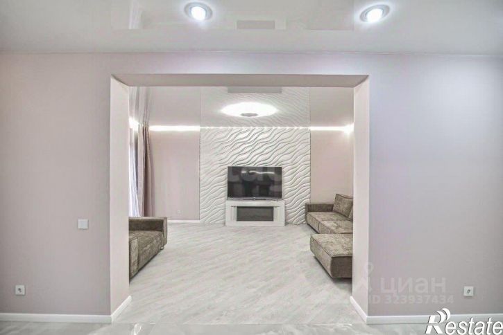 3-комн квартира ул имени Николая Григорьевича Смирнова, 3,  д. 3