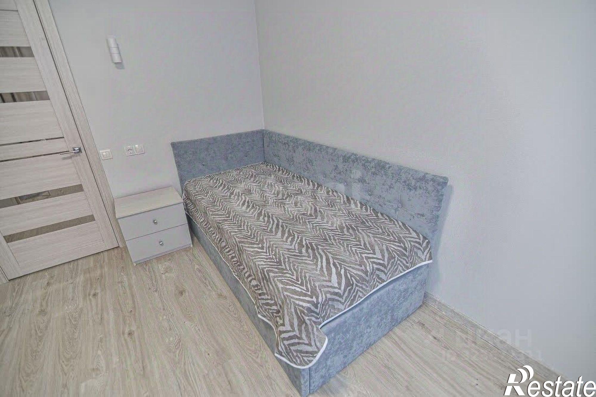 Сдать квартиру за 95 000 рублей на улица Зимы, 3