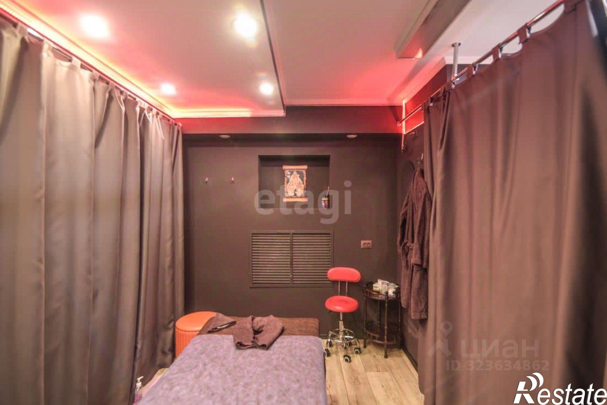 Купить офис, помещение под офис за 4 900 000 рублей на улица Горького, 64