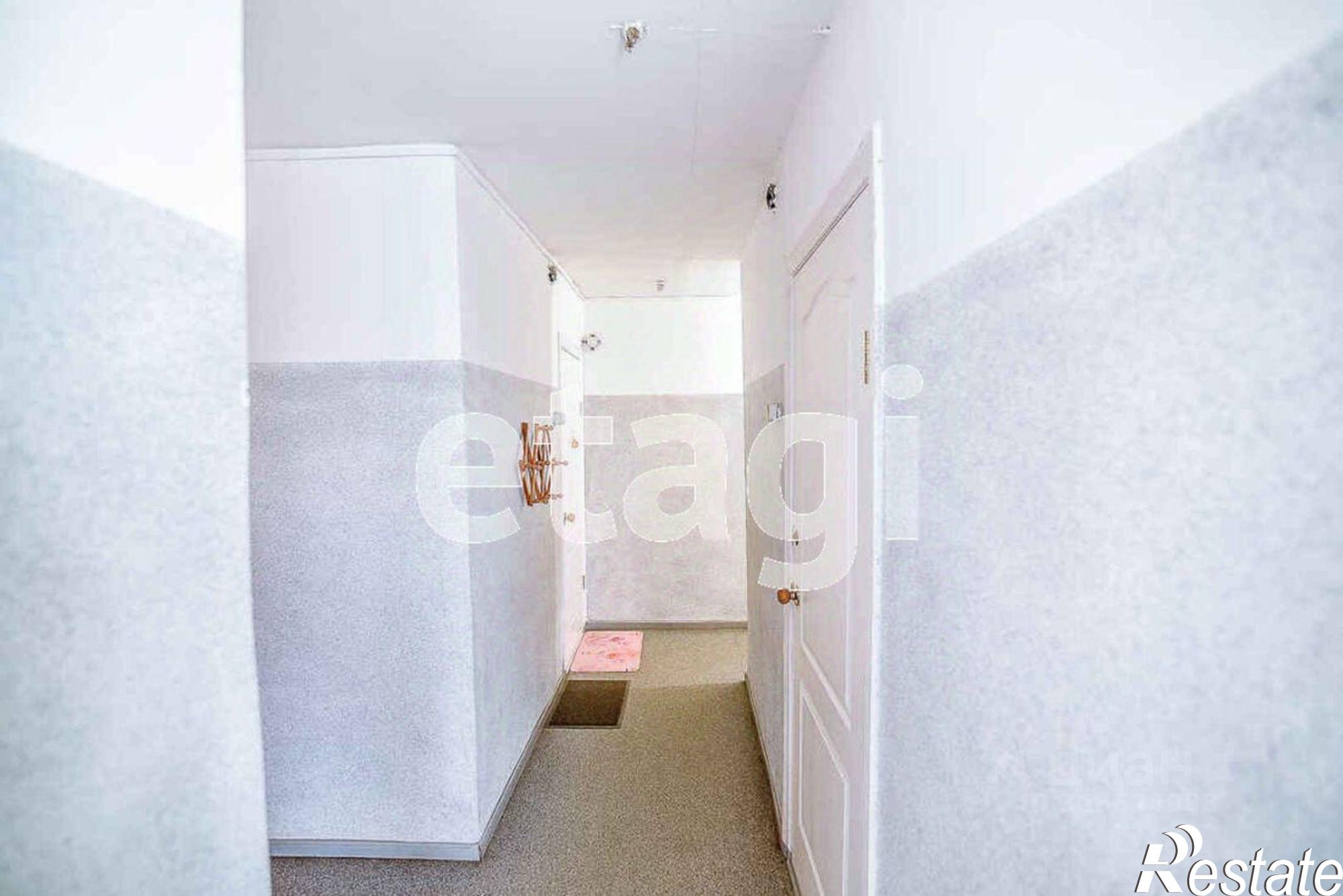 Купить офис, помещение под офис за 18 947 500 рублей на ул Тихоокеанская, 16А