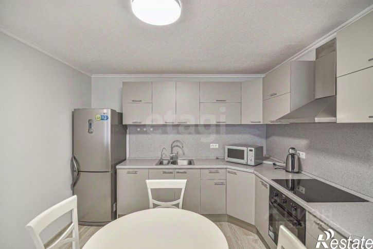 2-комн квартира улица Зимы, 5,  д. 5