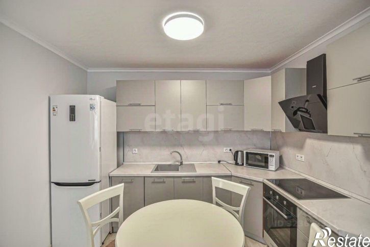 2-комн квартира улица Зимы, 3,  д. 3