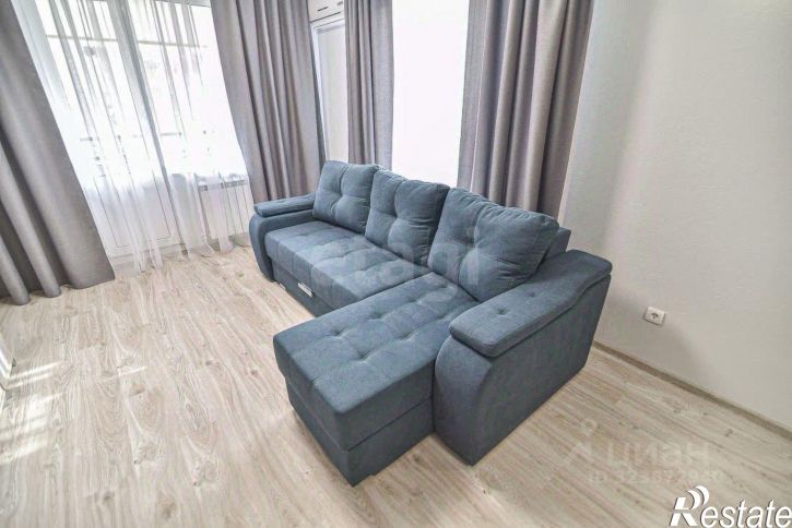 2-комн квартира улица Зимы, 5,  д. 5