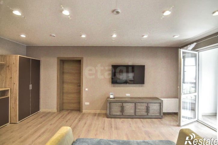 2-комн квартира улица Космонавта Поповича, 11,  д. 11